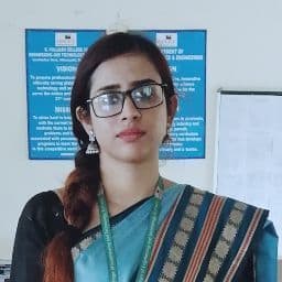 Ayesha . - Web Development Tutor