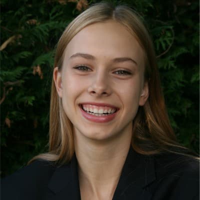 Elara   Dawson - C++ Tutor